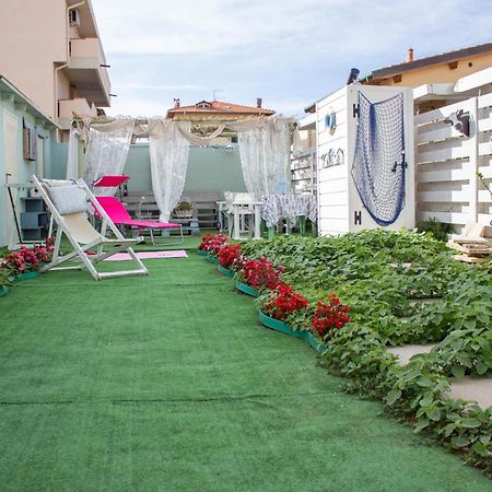 La Coccinella Apartment Marina Di Pisa Exterior photo